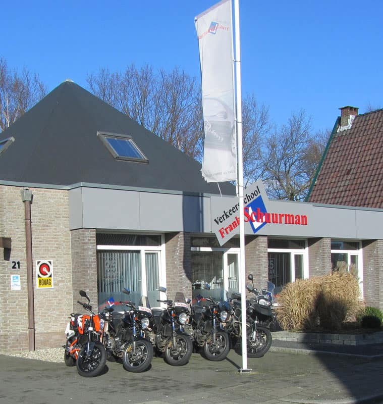 Motorrijles - Rijbewijs A - Verkeersschool Frank Schuurman Apeldoorn